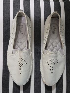 Flexi Slip On 7